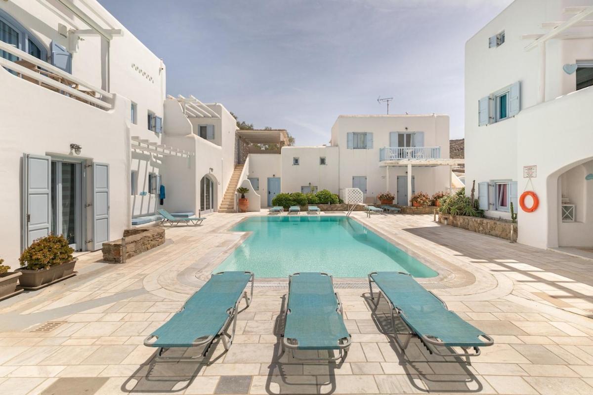 Blue Heart Mykonos Up To 10 People Location Mykonos Town
